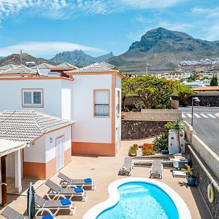 With Pool In Madronal Fanabe, Villa Costa Adeje (Tenerife)