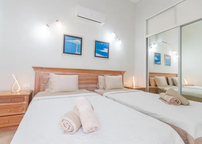 Villa With Pool In Madronal Fanabe,