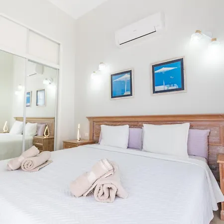 With Pool In Madronal Fanabe, * Costa Adeje (Tenerife)