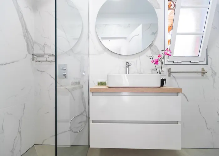 With Pool In Madronal Fanabe, *