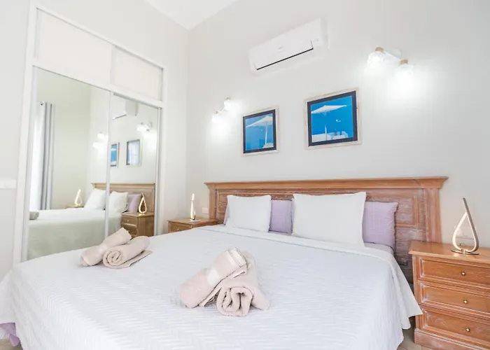 With Pool In Madronal Fanabe, * Costa Adeje (Tenerife)